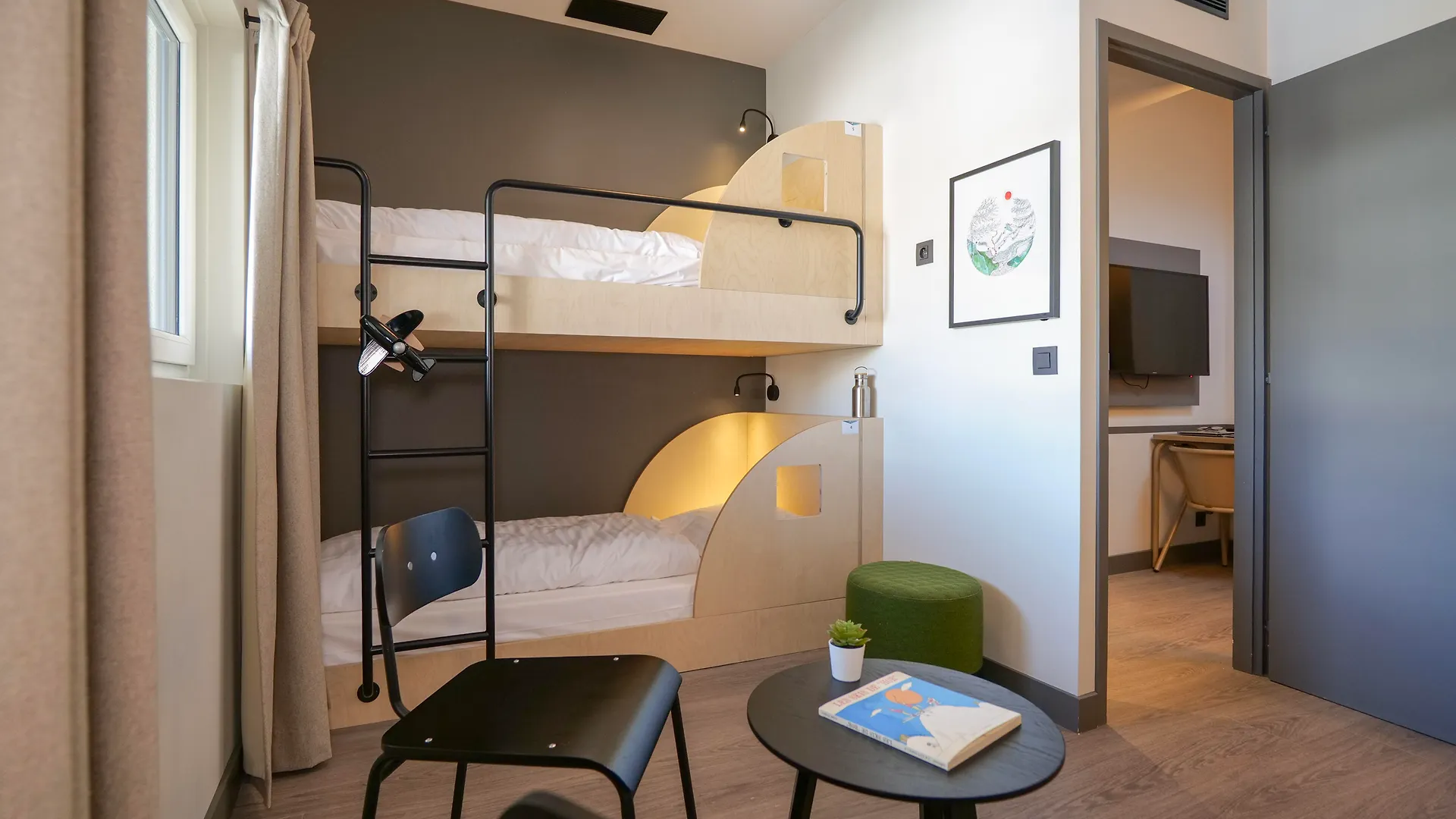 Plan B Hotel - Living Chamonix