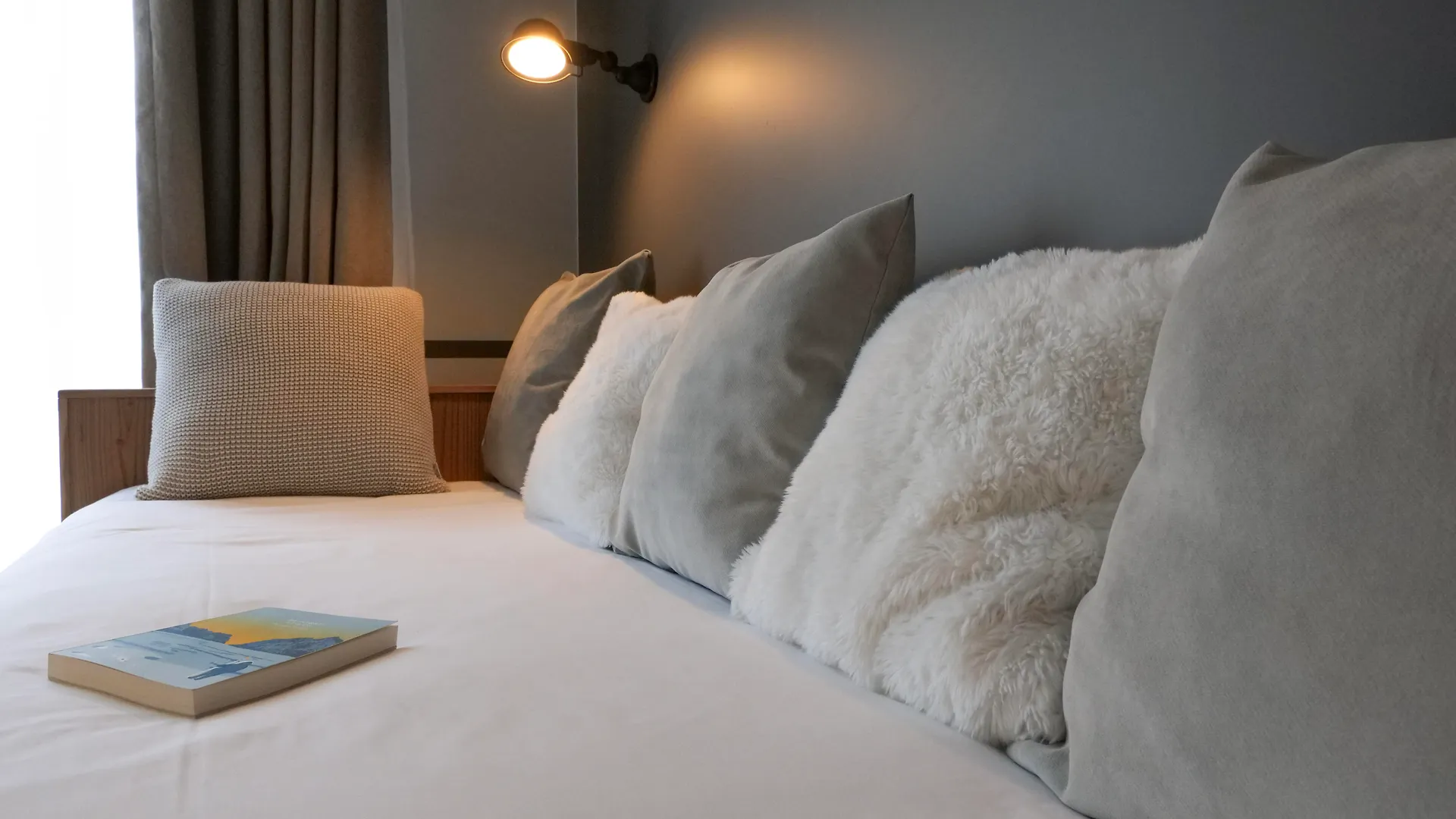 Plan B Hotel - Living Chamonix