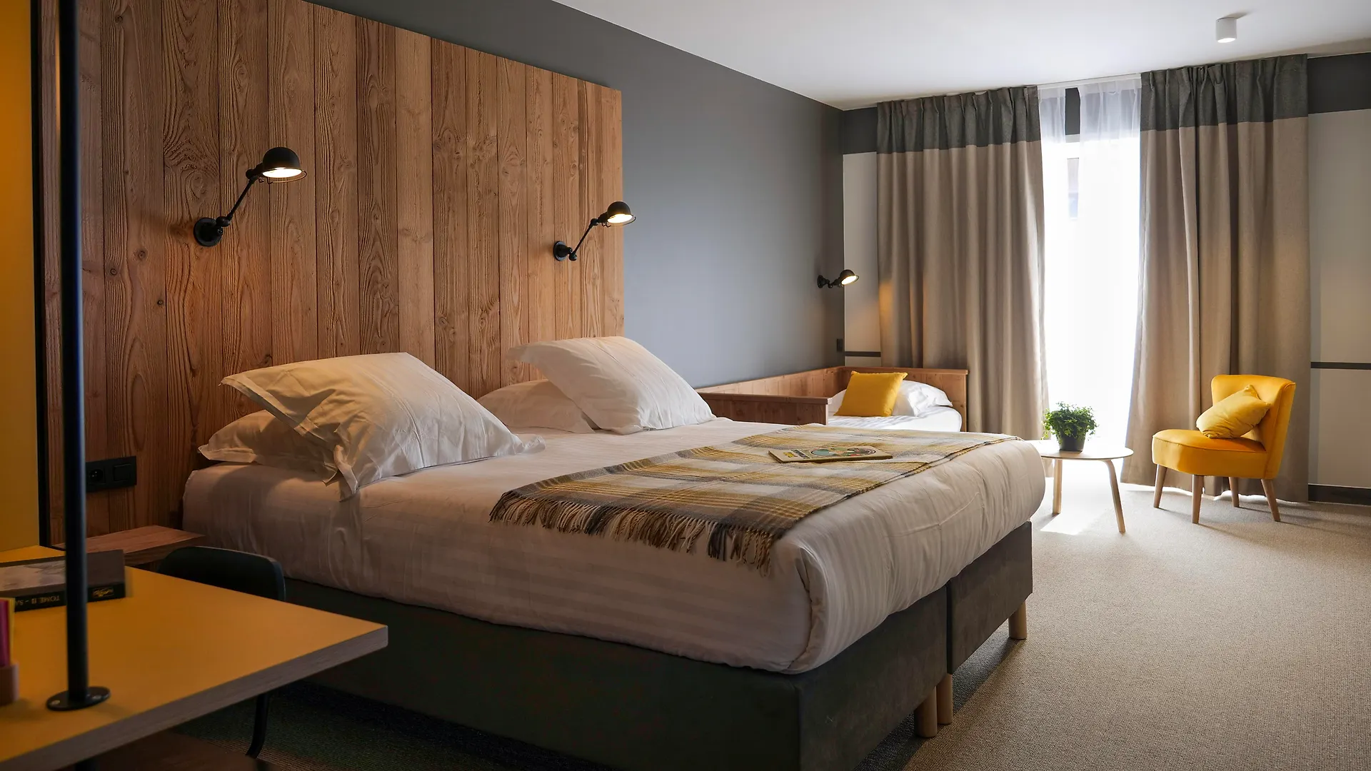 ***  Plan B Hotel - Living Chamonix França
