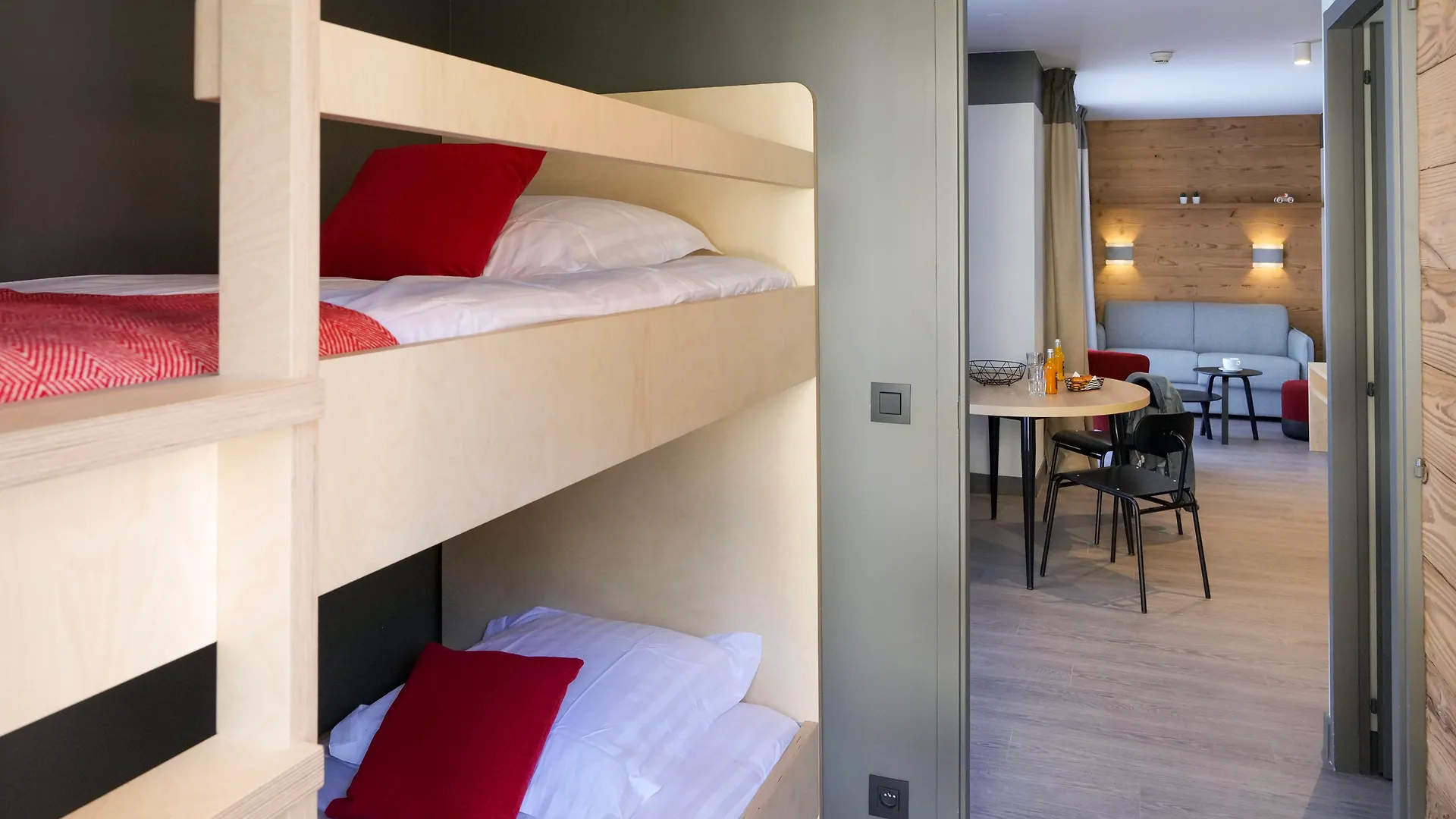 Plan B Hotel - Living Chamonix