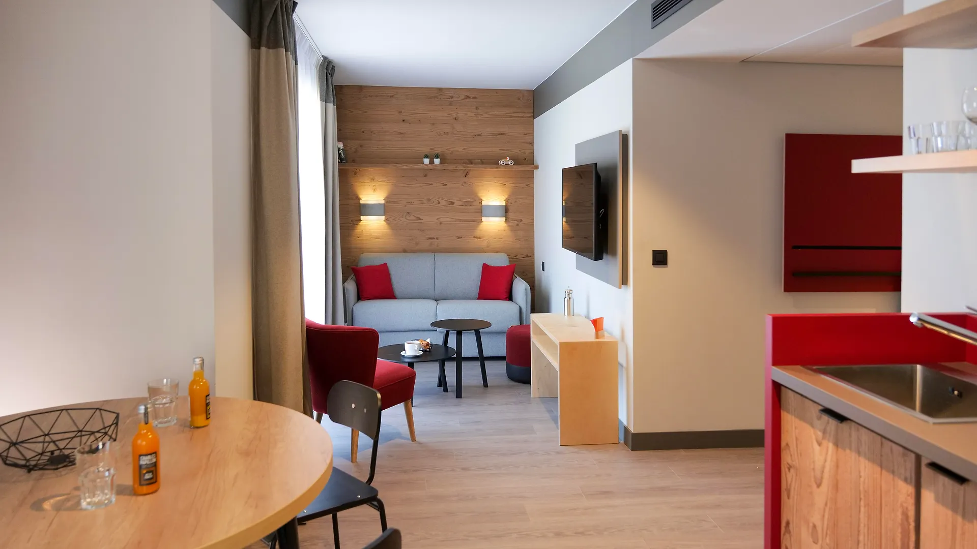 Plan B Hotel - Living Chamonix