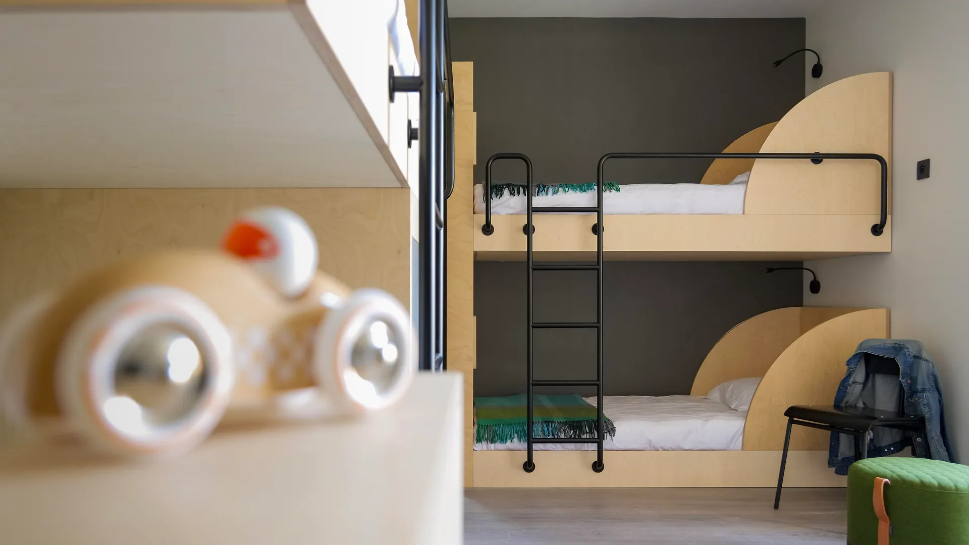 Plan B Hotel - Living Chamonix